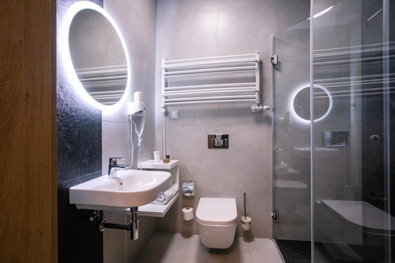 Holistic Hotell Solec-Zdrój Eksteriør bilde